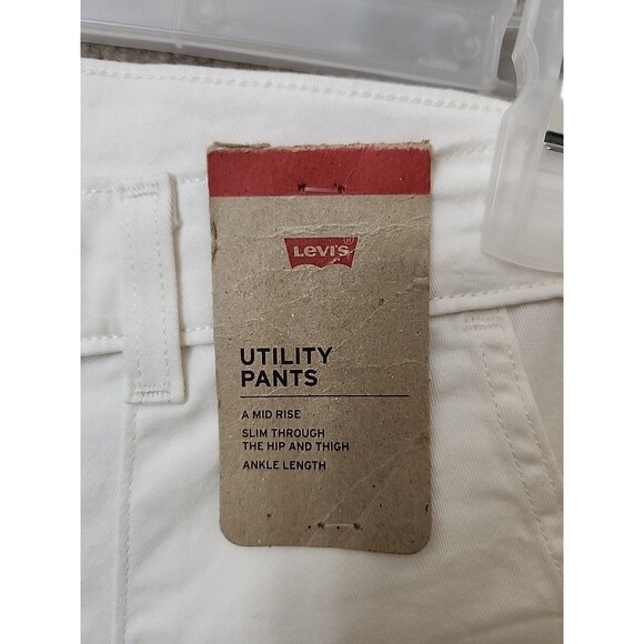 Levis Utility Ankle Pants Womens 29 Cream White Chino Stretch NEW - Picture 5 of 11